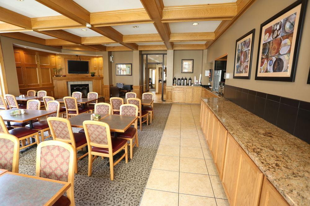 Sterling Hotel And Suites Clive Dış mekan fotoğraf